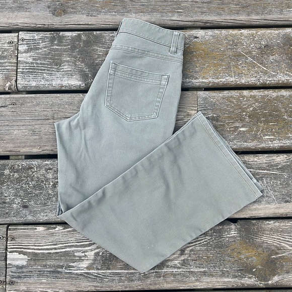 L&Beautiful Cropped Pants - Picture 1 of 12